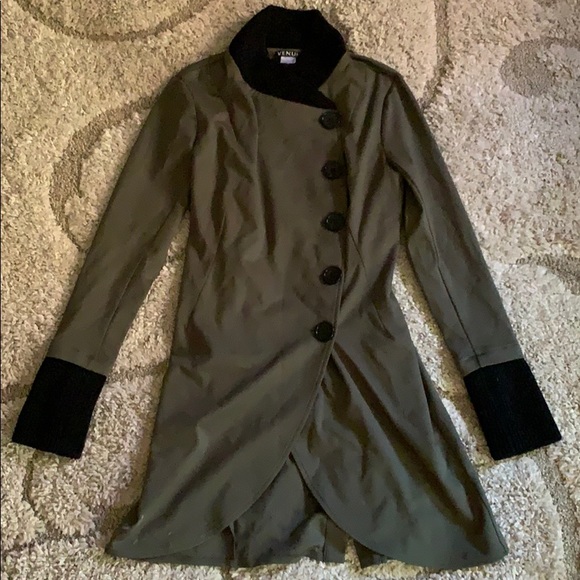 venus asymmetrical button jacket